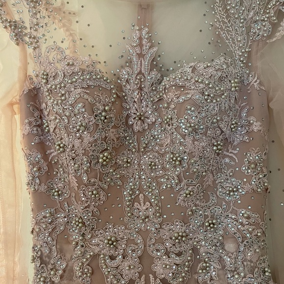 Evening gown - Picture 4 of 7